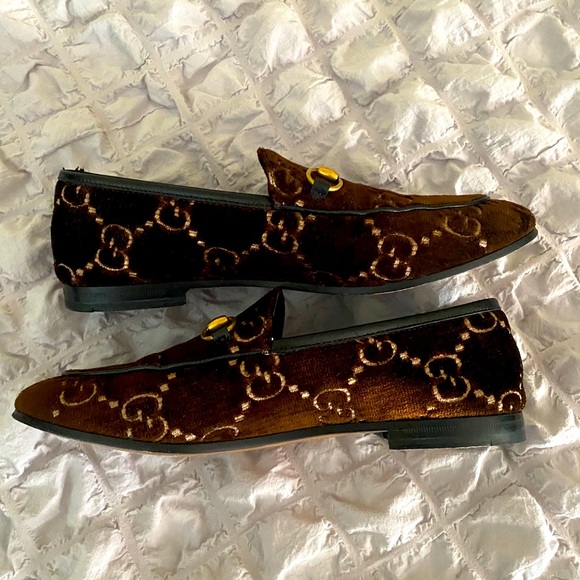 Velvet Gucci loafers in chocolate brown/black, EUC, Euro 38/US 7.5 - Picture 2 of 4